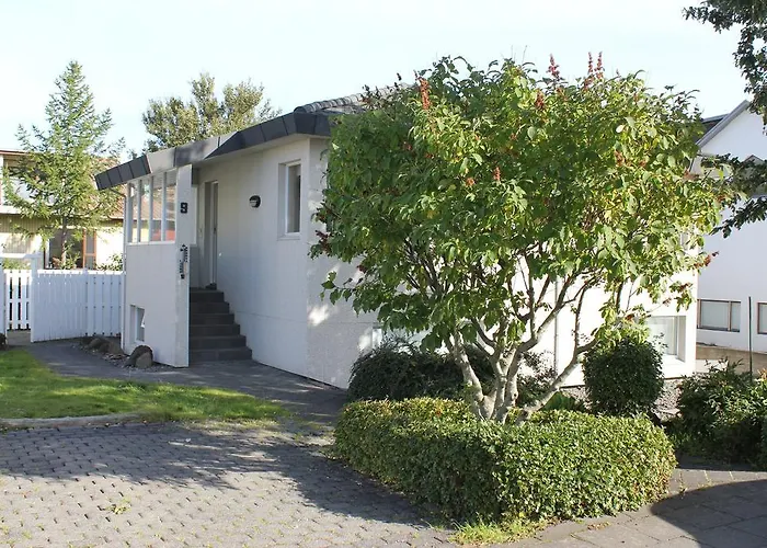 Valhalla Apartments
